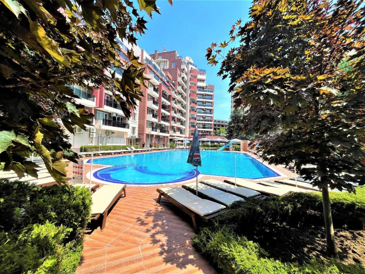 Deluxe Admiral Plaza Apartment Sunny Beach Exterior photo